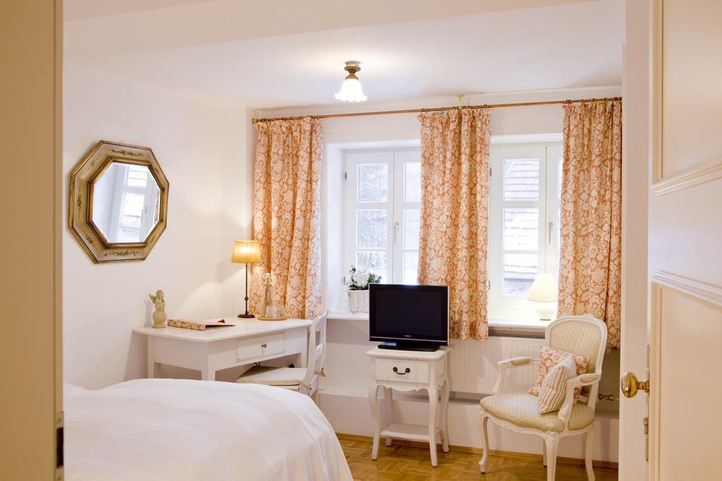 Frankenau Romantik Hotel Landhaus Baerenmuehle מראה חיצוני תמונה